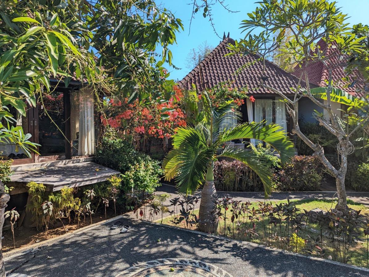 Rigils Lembongan Bungalow Exteriör bild
