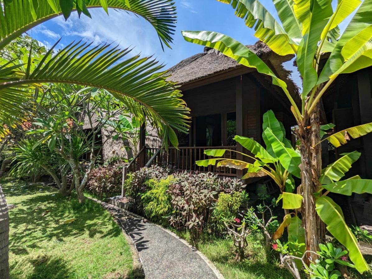 Rigils Lembongan Bungalow Bed and Breakfast Exteriör bild