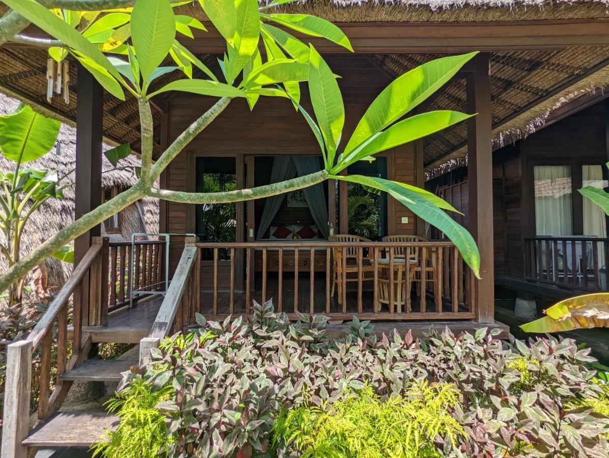 Rigils Lembongan Bungalow Bed and Breakfast Exteriör bild